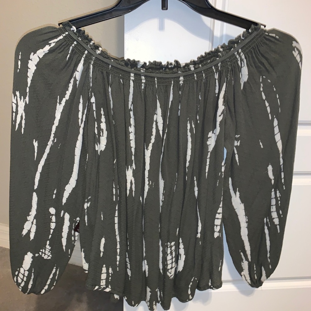 Off shoulder top